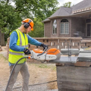 La découpeuse à batterie STIHL TSA 300